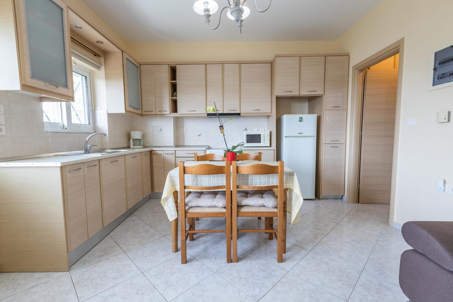 Fully equipped kitchen